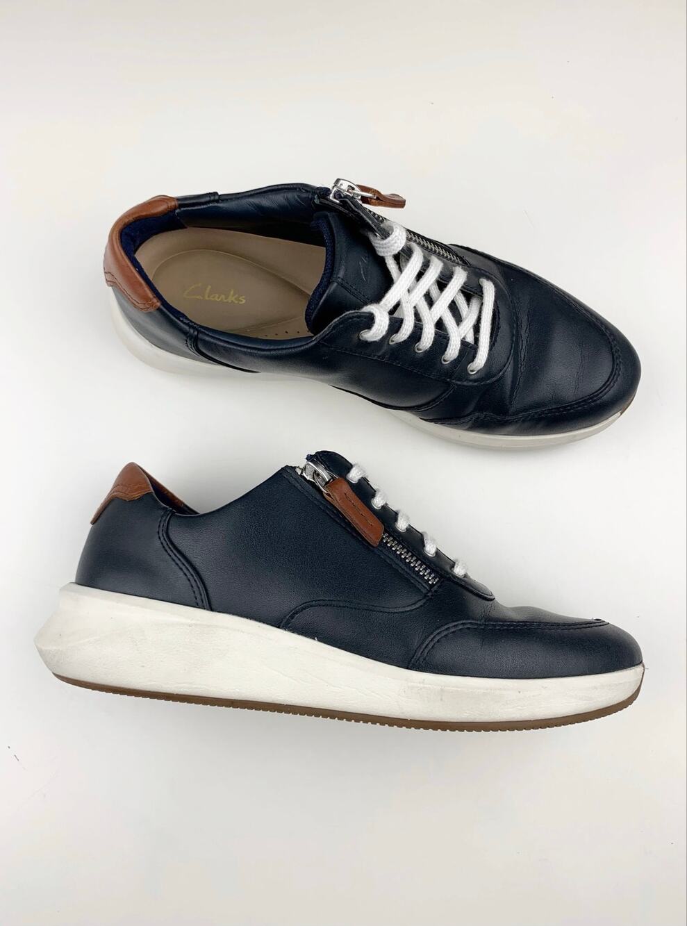 Clarks Un Rio Sneakers Navy Blue Leather Lace Up Zipper Comfort Shoes Womens 6.5